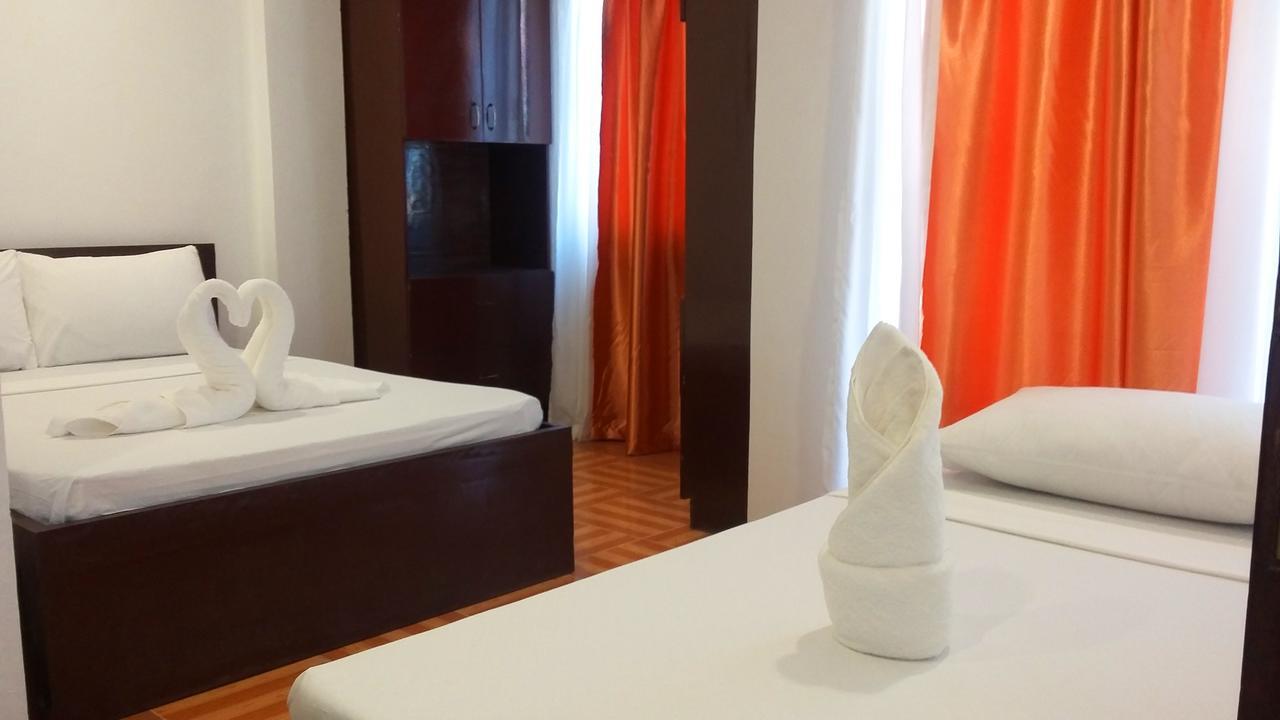 Ricardo Valley Inn Корон Экстерьер фото