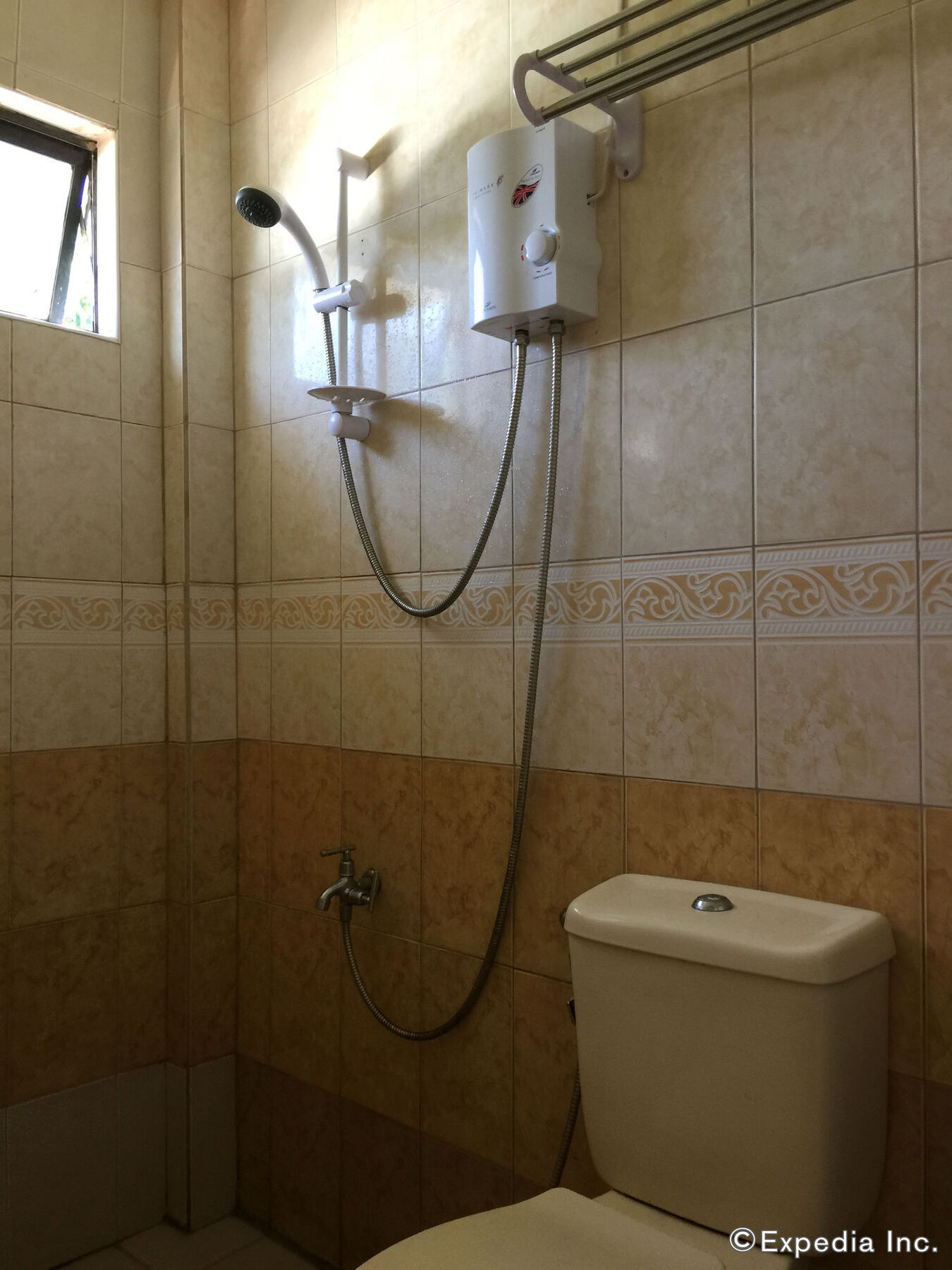 Ricardo Valley Inn Корон Экстерьер фото